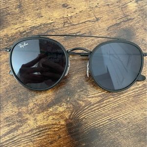 Black Round Ray Bans